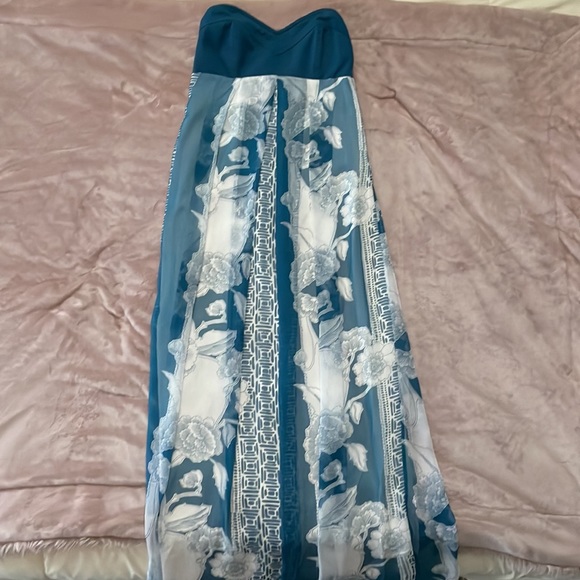 Layered maxi dress with teal and white designs - Picture 1 of 7